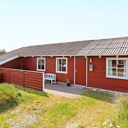 Familyfriendly Retreat Near Feriehus